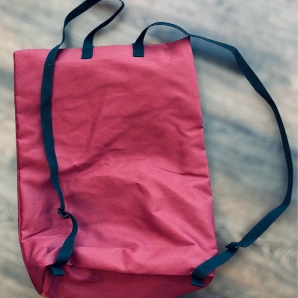 On Cloud Running Running Backpack - image 2